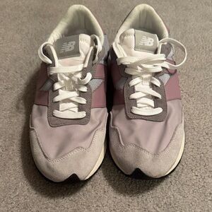 New Balance 237 Light Gray and Lavender Sneakers Size 11